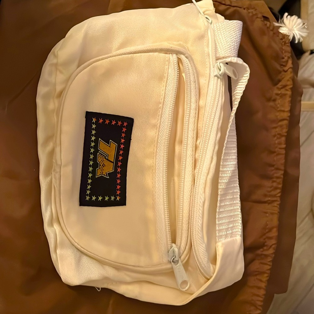 TA 3 pocket Fanny pack with adjustable strap